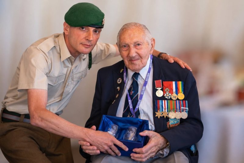 (The Association of Jewish Ex-Servicemen and Women (AJEX