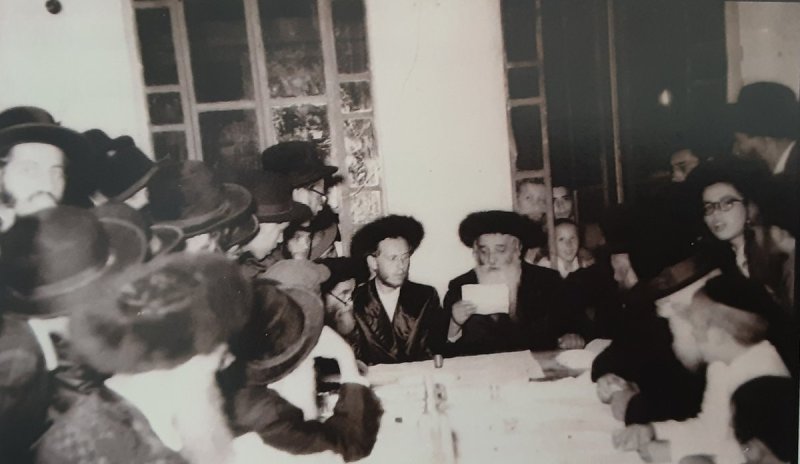 מהנעשה והנשמע ויז'ניץ