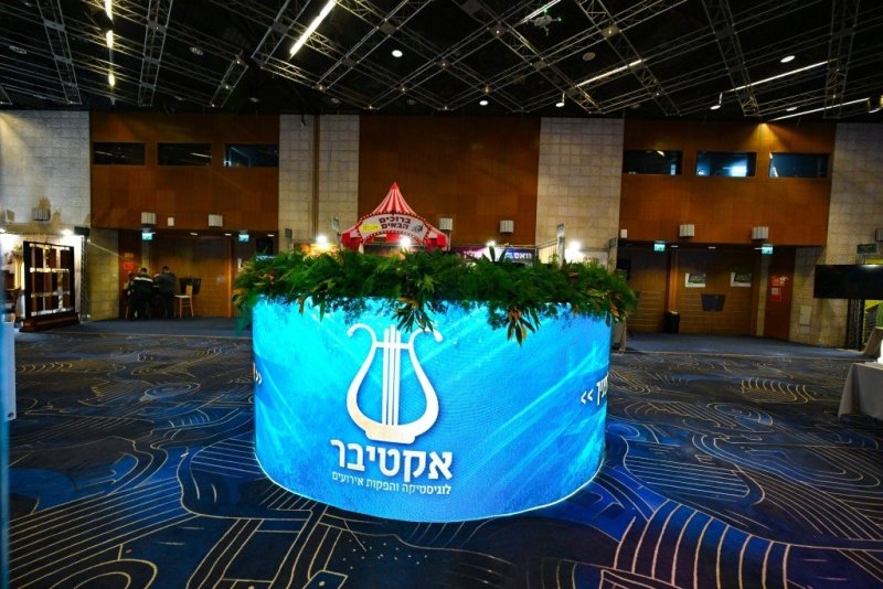 משה גולדשטיין ושמוליק קורלנסקי