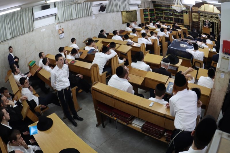 באדיבות המצלם