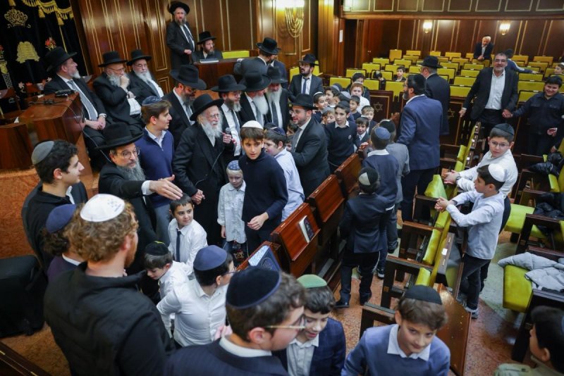 דניאל נפוסי ומאיר זלזניק