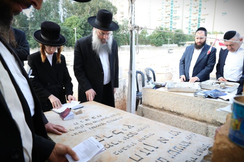 באדיבות המצלם