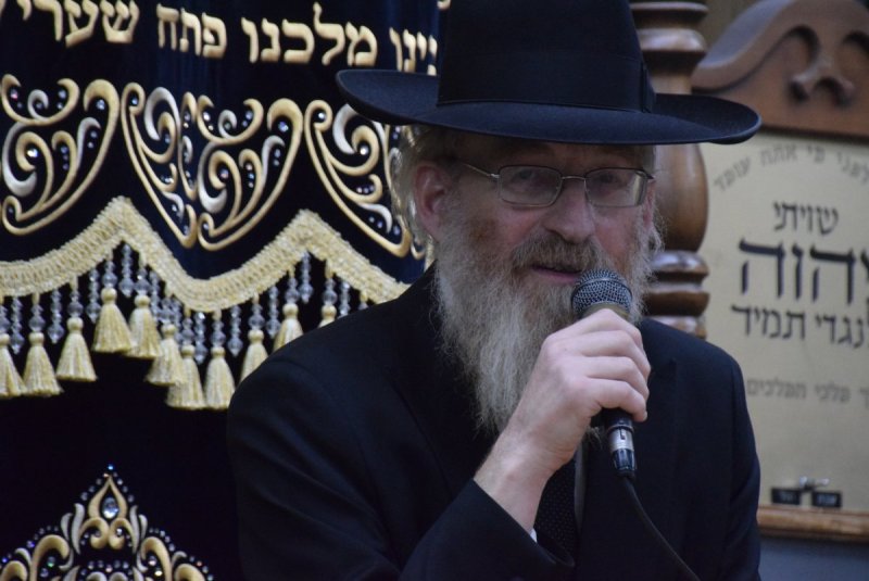 באדיבות המצלם