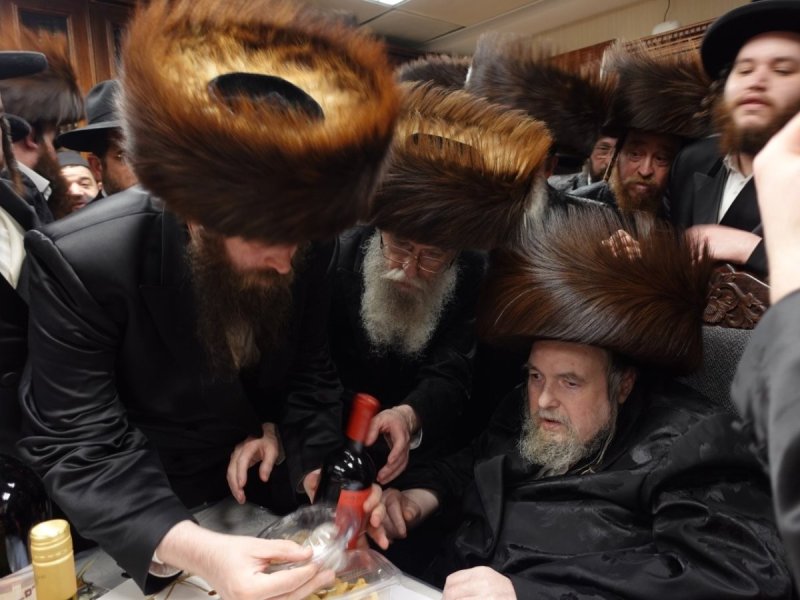 אנשיל בעק וא.מ.ש