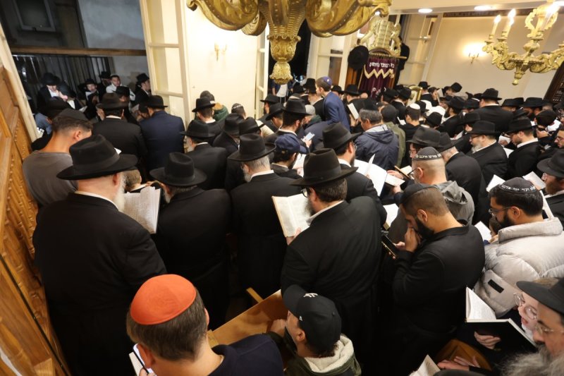 מרדכי לובעצקי