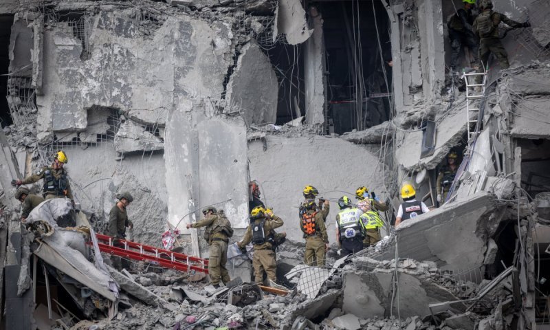 "האזעקה רק התחילה ופתאום היה בום. עפנו מהצעקות של עצמנו"