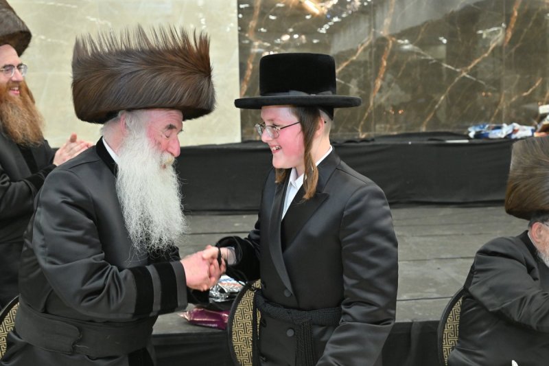 באדיבות המצלם