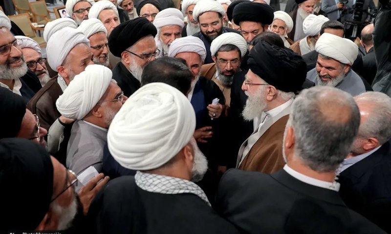 בישראל זיהו פגישה בין חמינאי ויועציו, והקדימו את התקיפה: כך חוסל ראש הנחש