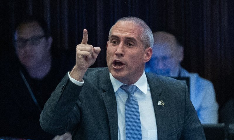 ח"כ מילביצקי שוב תוקף את הייעוץ המשפטי: "לא הייתי מציית להם"