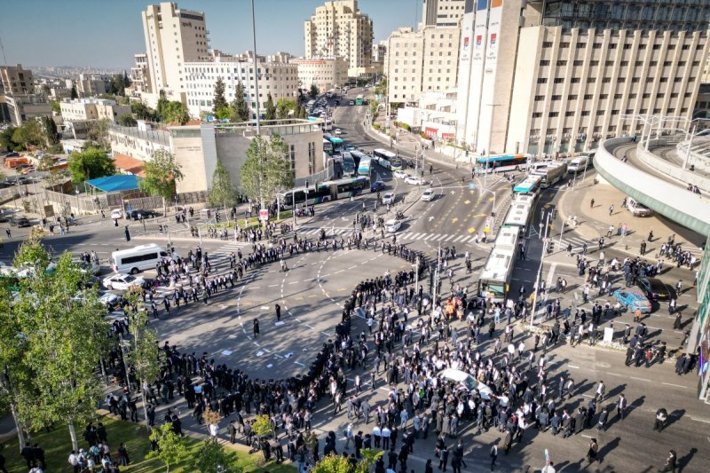 חיים גולדברג, פלאש 90