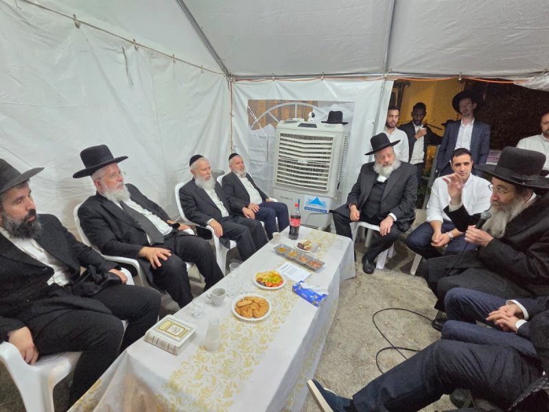 באדיבות המצלם