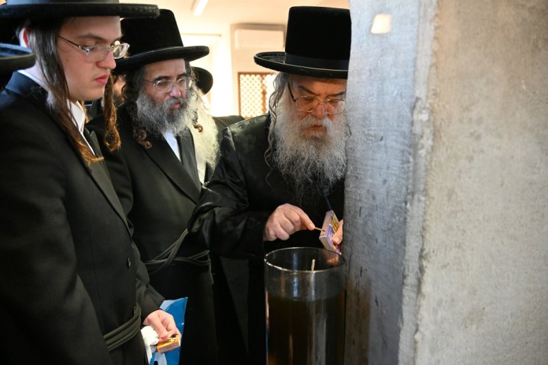 באדיבות המצלם