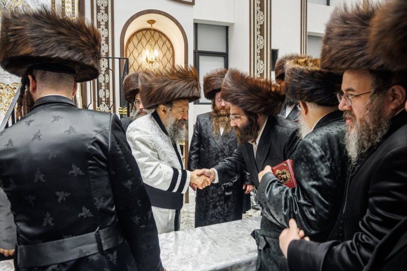 האחים לאנטשעווסקי ואושי וויינגארטן