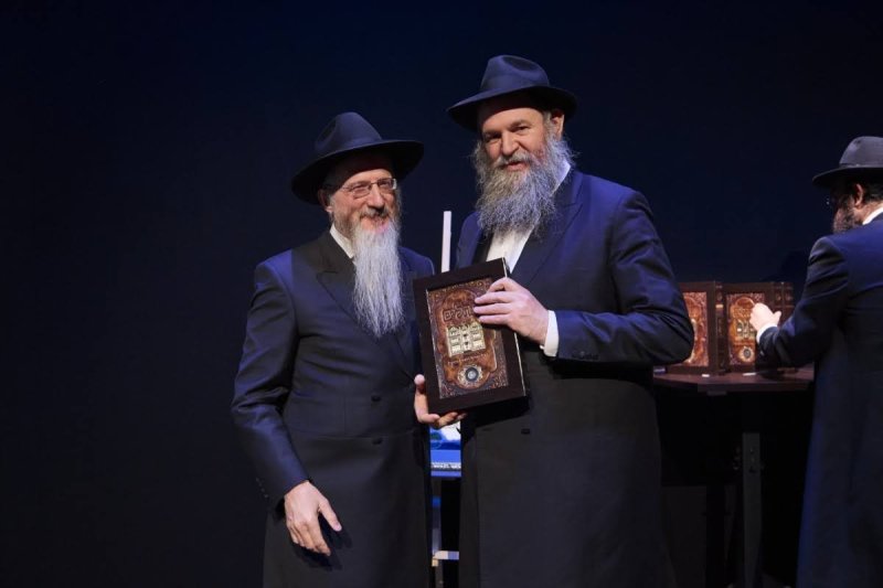 דמיטרי לובאייב