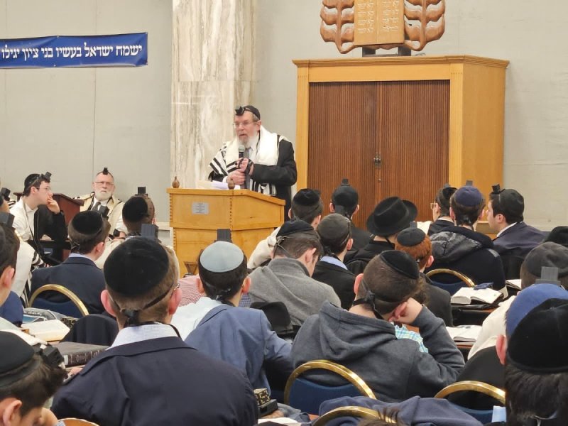 באדיבות המצלם