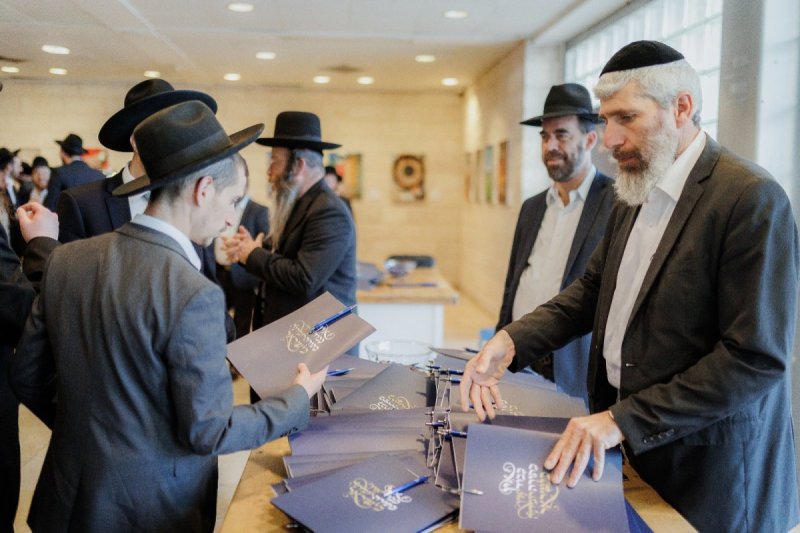 עקיבא שיינברגר