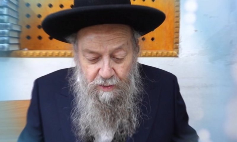 לראשונה בהיסטוריה: זקן המקובלים רבי דוד בצרי פורץ את הגבולות