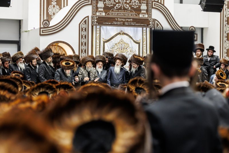 האחים לאנטשעווסקי ואייזיק ג.