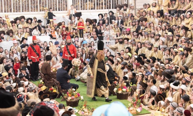 סימן לבאות? הרבי מתולדות אהרן הורה לבטל את ההצגה המסורתית