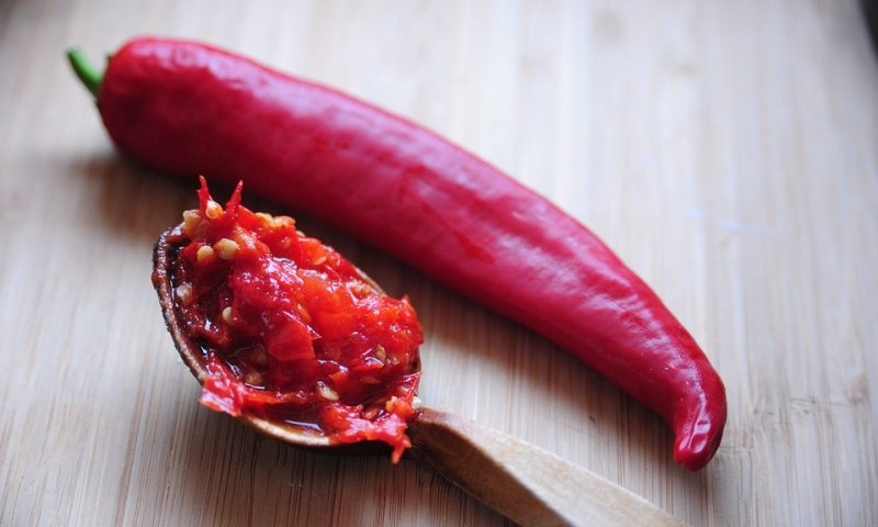 גנב אוכל מהשכנים והורעל: ילד בן 7 אושפז לאחר שאכל מנה חריפה