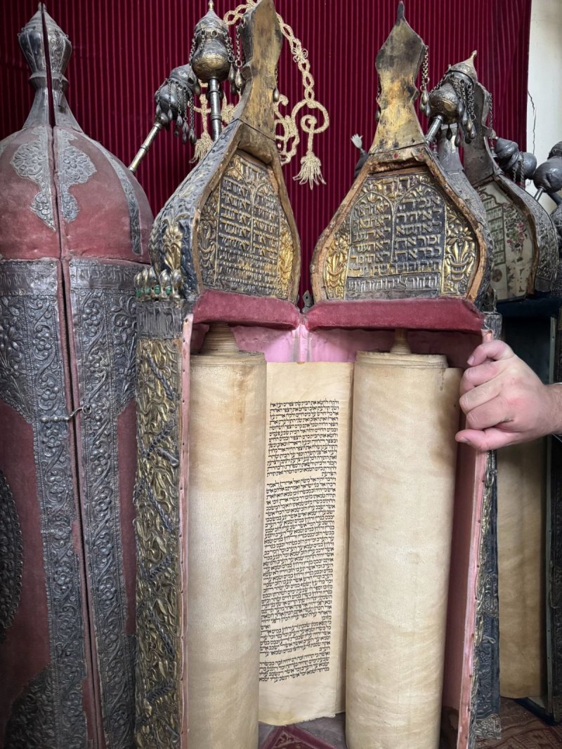 באדיבות המצלם