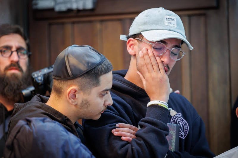 דניאל נפוסי