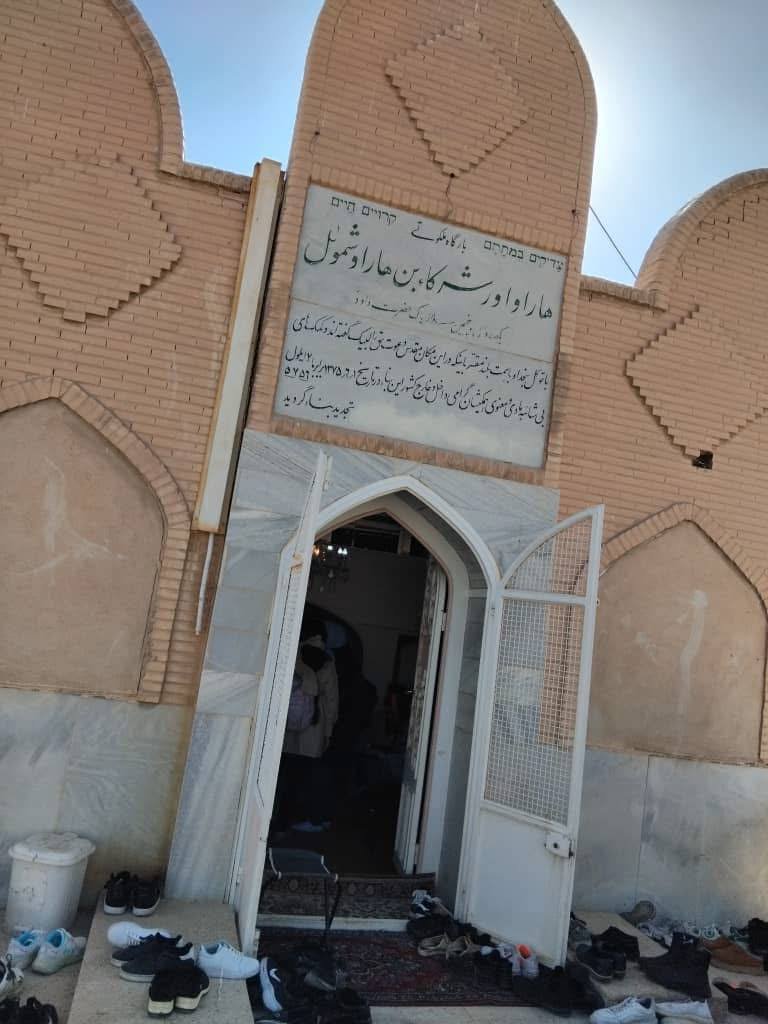 באדיבות המצלם