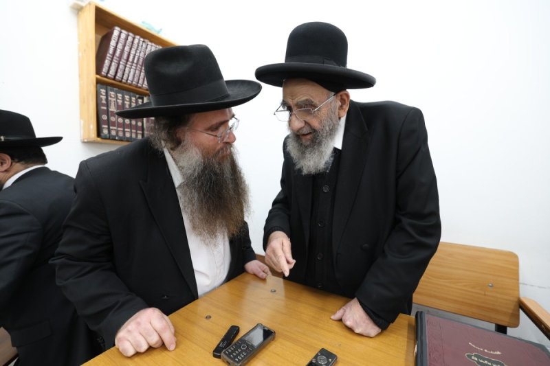 באדיבות המצלם