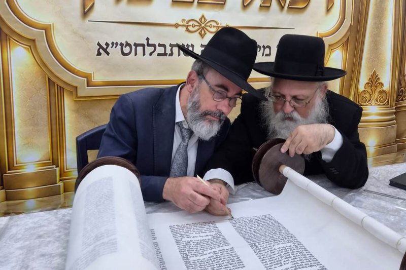 מאיר זלזניק, עזרא טרבלסי, ים לביא