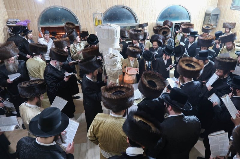 דוד ארזני ומ.א. נוימן