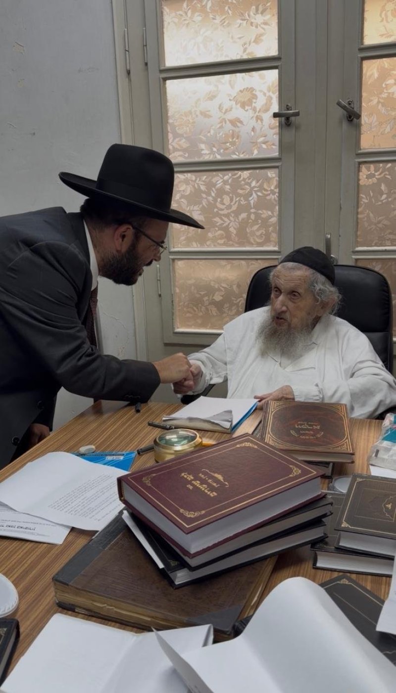 באדיבות המצלם