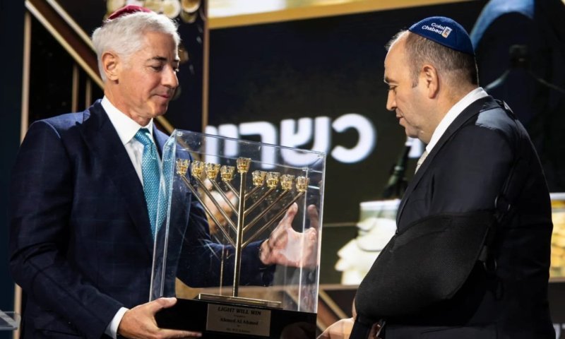 עם כיפה וחנוכיית זהב: הגיבור המוסלמי שהציל יהודים בסידני קיבל מתנה מרגשת