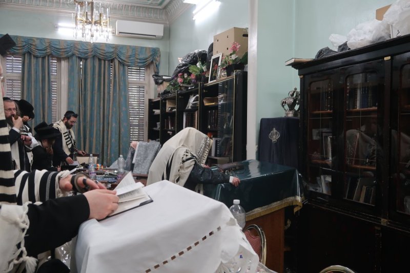 משה קאהן ומ.א. נוימן