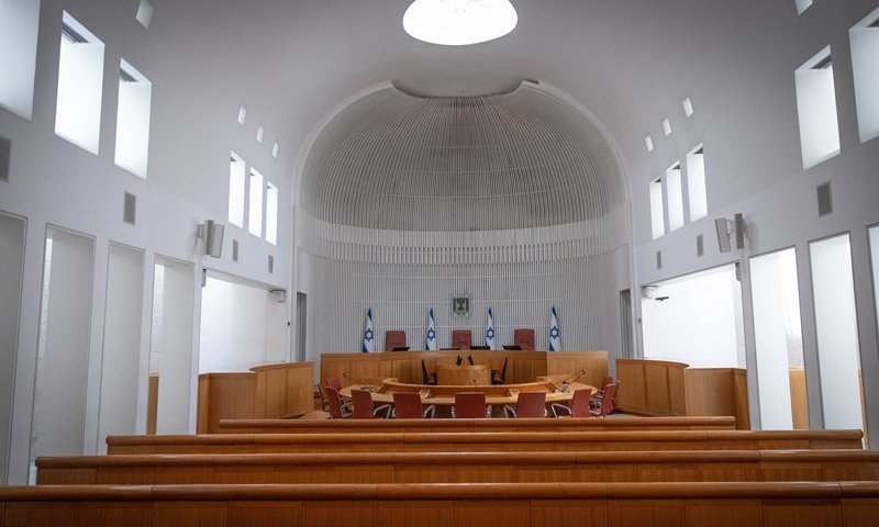 טלטלה בוועדת הרוגלות: החברים התפטרו בעקבות החלטת בג"ץ