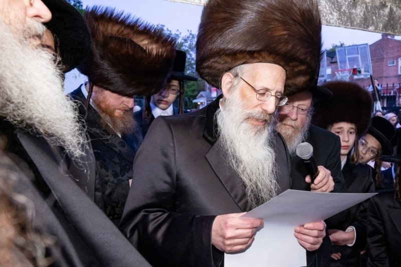 האחים לאנטשעווסקי
