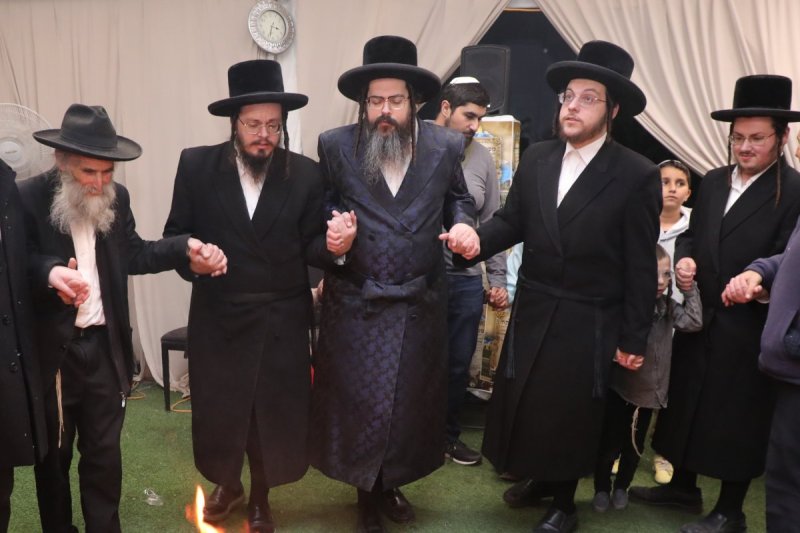 באדיבות המצלם