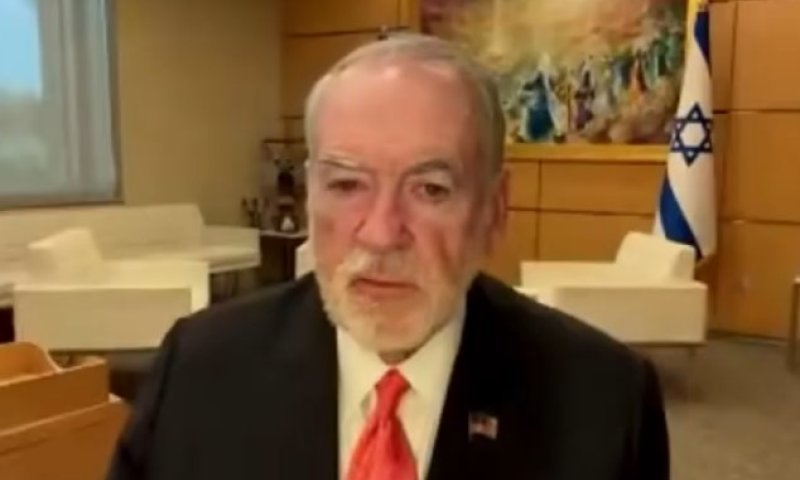 שגריר ארה"ב על הסינים: "הם גנבים, שילמדו עשרת הדיברות"