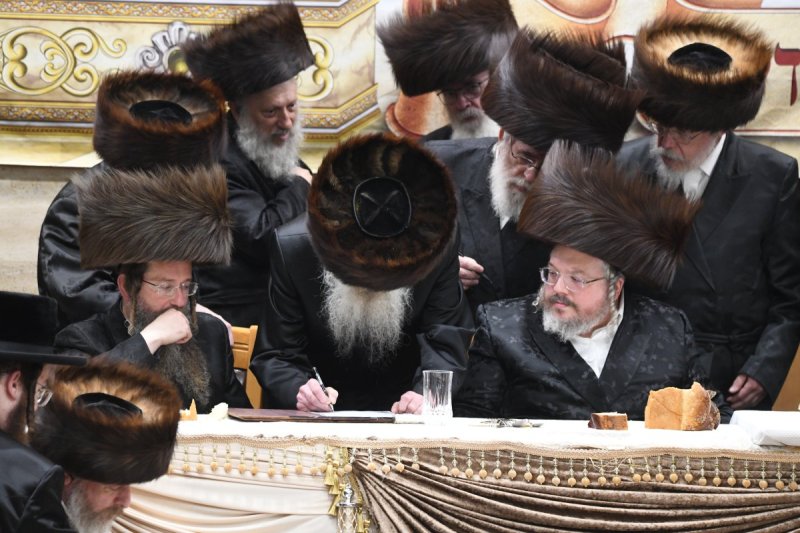 אנשיל בעק