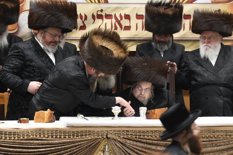 אנשיל בעק