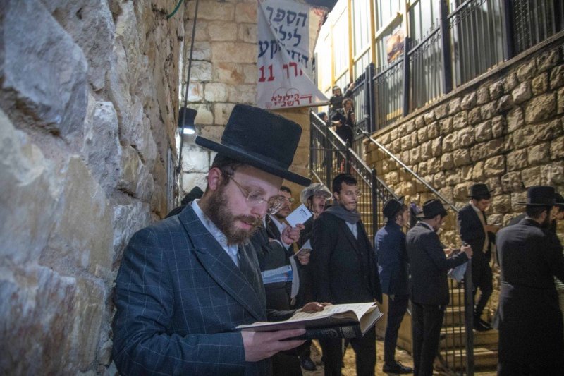 ארי קופרשטוק