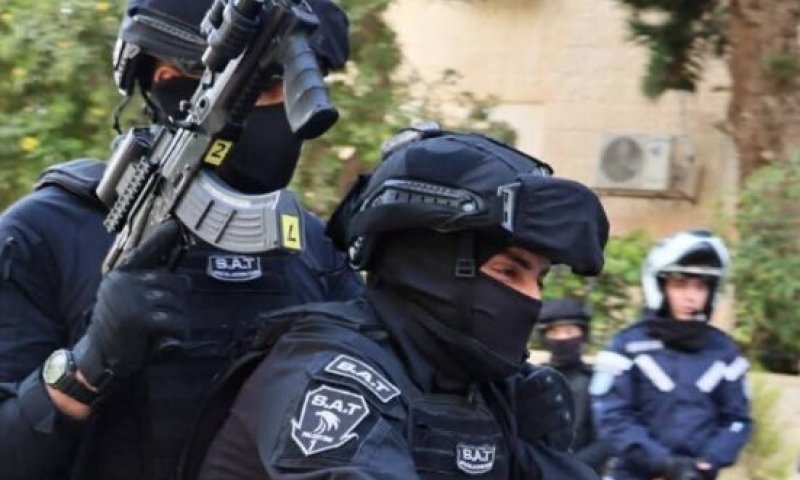 מחזקים את האויב - המתנה שקנדה נתנה למשטרה הפלסטינית