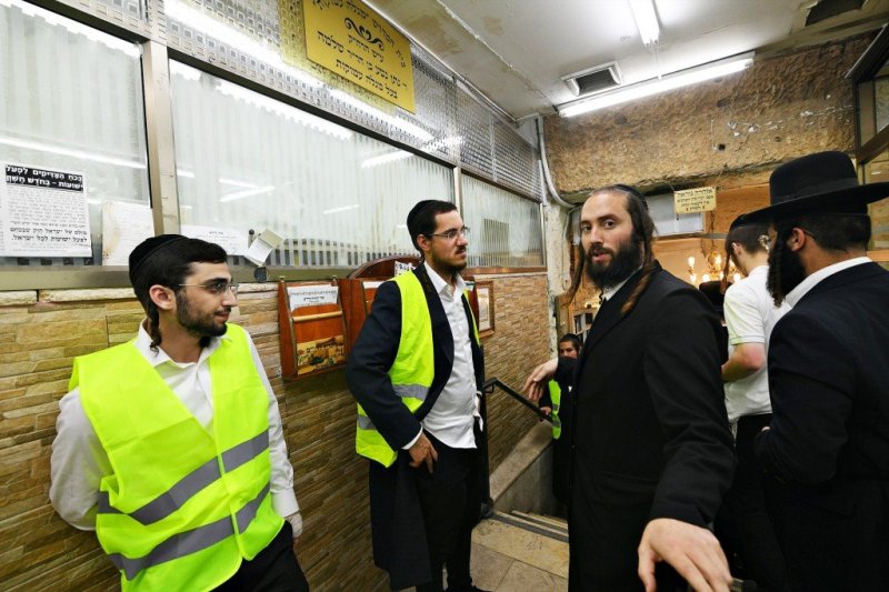 ארי קופרשטוק ומאיר אדרי