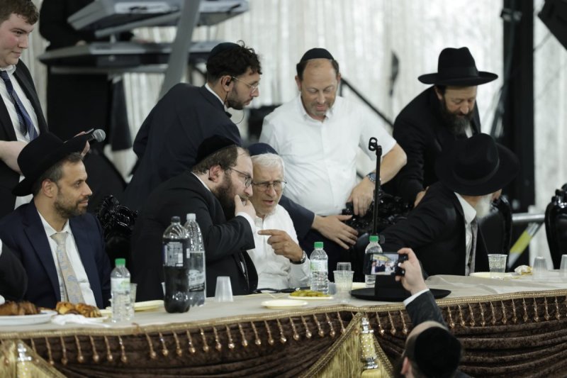 שמוליק קורלנסקי