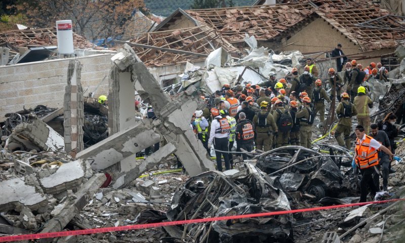 שמותיהם של הנרצחים מפגיעת הטיל בבית שמש: בתוכם אם ובתה