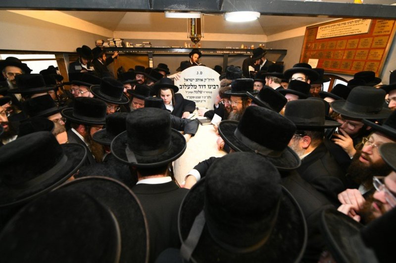 ארי קופרשטוק