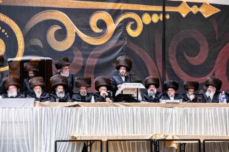 אלי וואהל, איצי מ.