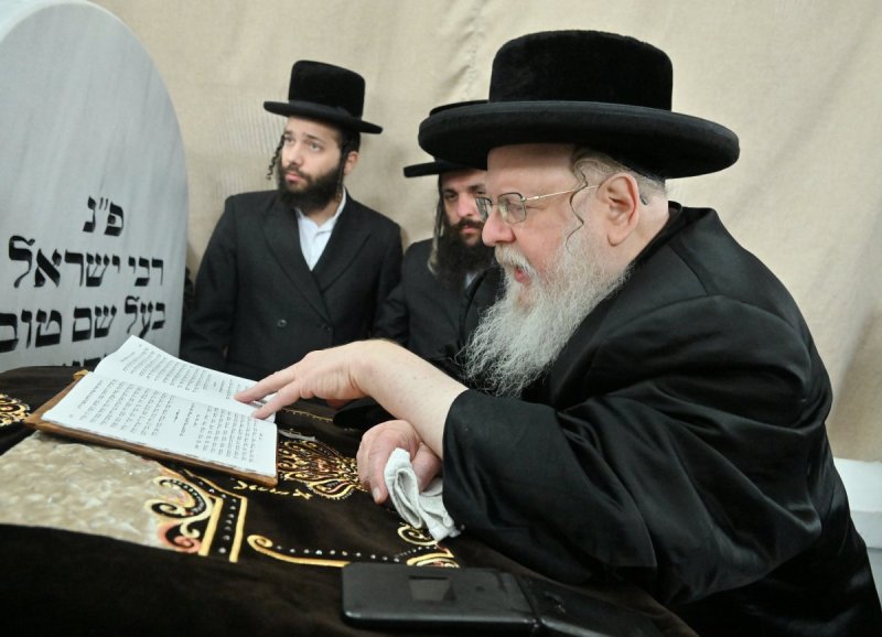 באדיבות המצלם