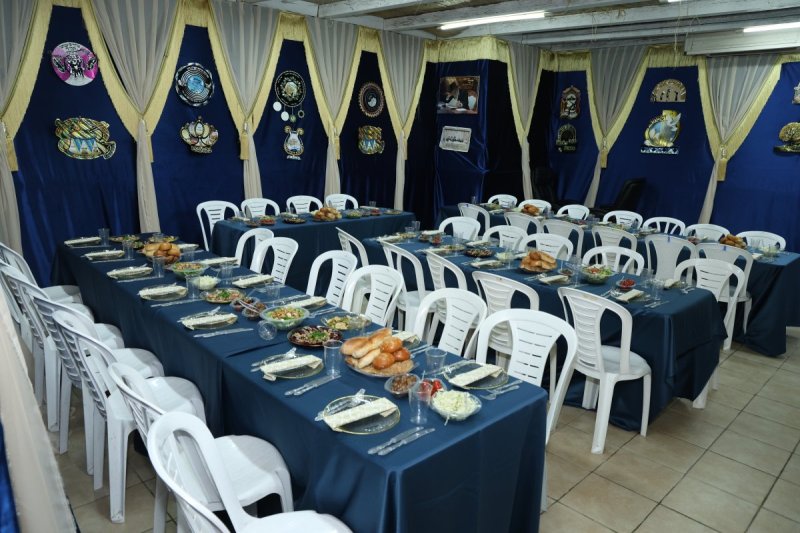 באדיבות המצלם