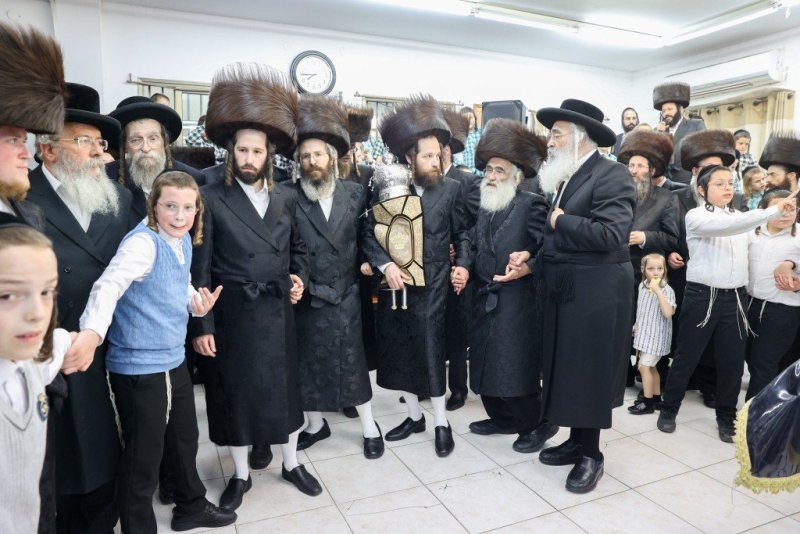 באדיבות המצלם