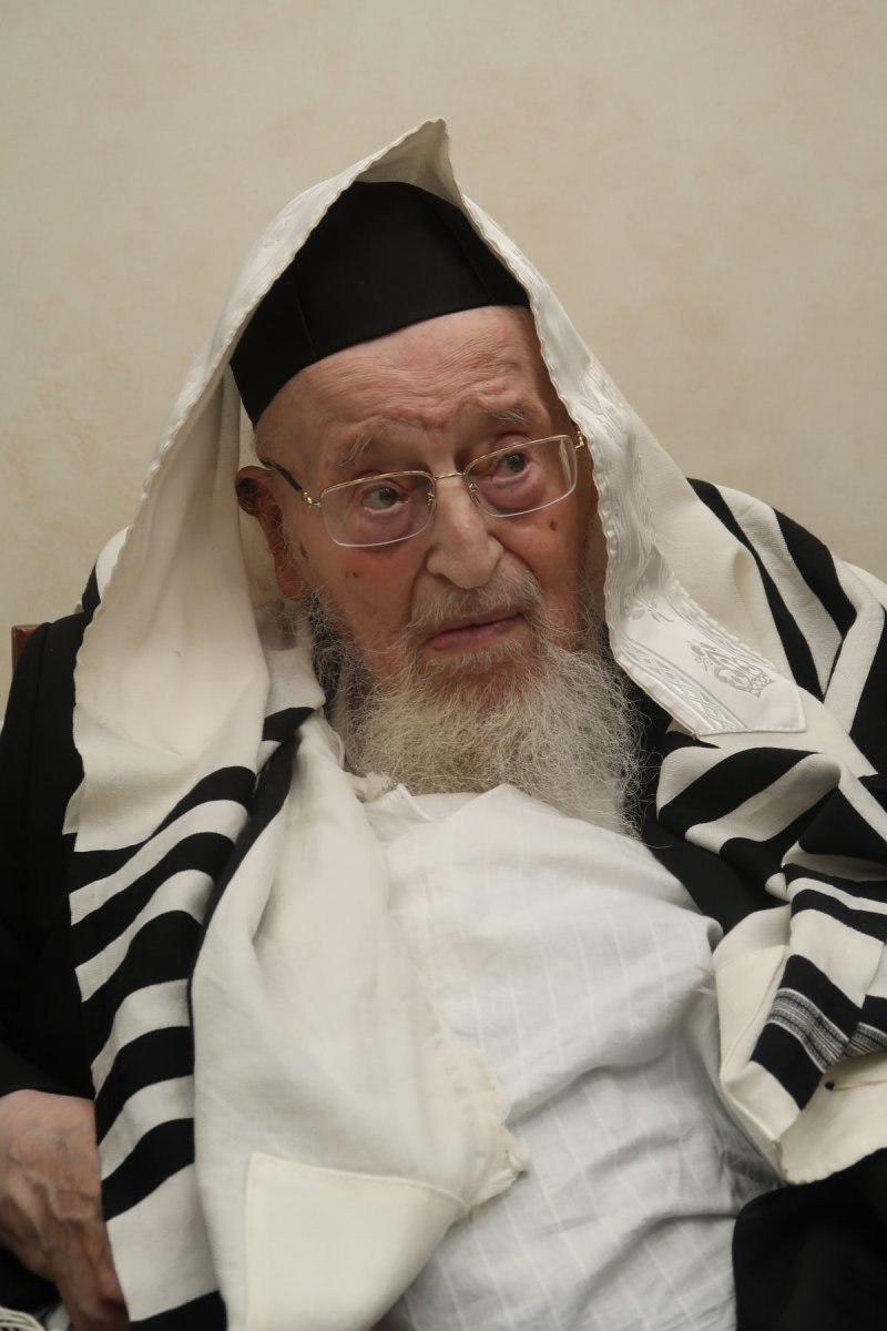 באדיבות המצלם